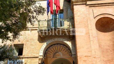 L’Università degli Studi di Perugia assegna il “Bartolo d’Oro” a cinque laureati e laureate presso lo Studium 15 L’Università degli Studi di Perugia assegna il “Bartolo d’Oro” a cinque laureati e laureate presso lo Studium 14