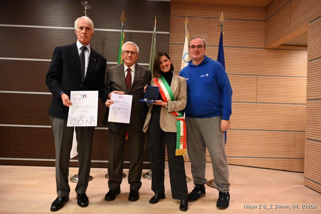 Festa dello Sport Umbro: benemerenze Coni a 63 atleti che si sono distinti nel 2024 per meriti sportivi (foto) 26 Festa dello Sport Umbro: benemerenze Coni a 63 atleti che si sono distinti nel 2024 per meriti sportivi (foto) 25