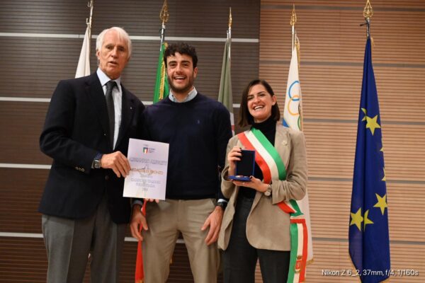Festa dello Sport Umbro: benemerenze Coni a 63 atleti che si sono distinti nel 2024 per meriti sportivi (foto) 60 Festa dello Sport Umbro: benemerenze Coni a 63 atleti che si sono distinti nel 2024 per meriti sportivi (foto) 59