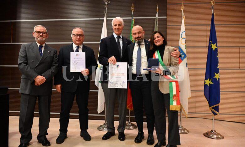 Festa dello Sport Umbro: benemerenze Coni a 63 atleti che si sono distinti nel 2024 per meriti sportivi (foto) 2 Festa dello Sport Umbro: benemerenze Coni a 63 atleti che si sono distinti nel 2024 per meriti sportivi (foto) 1