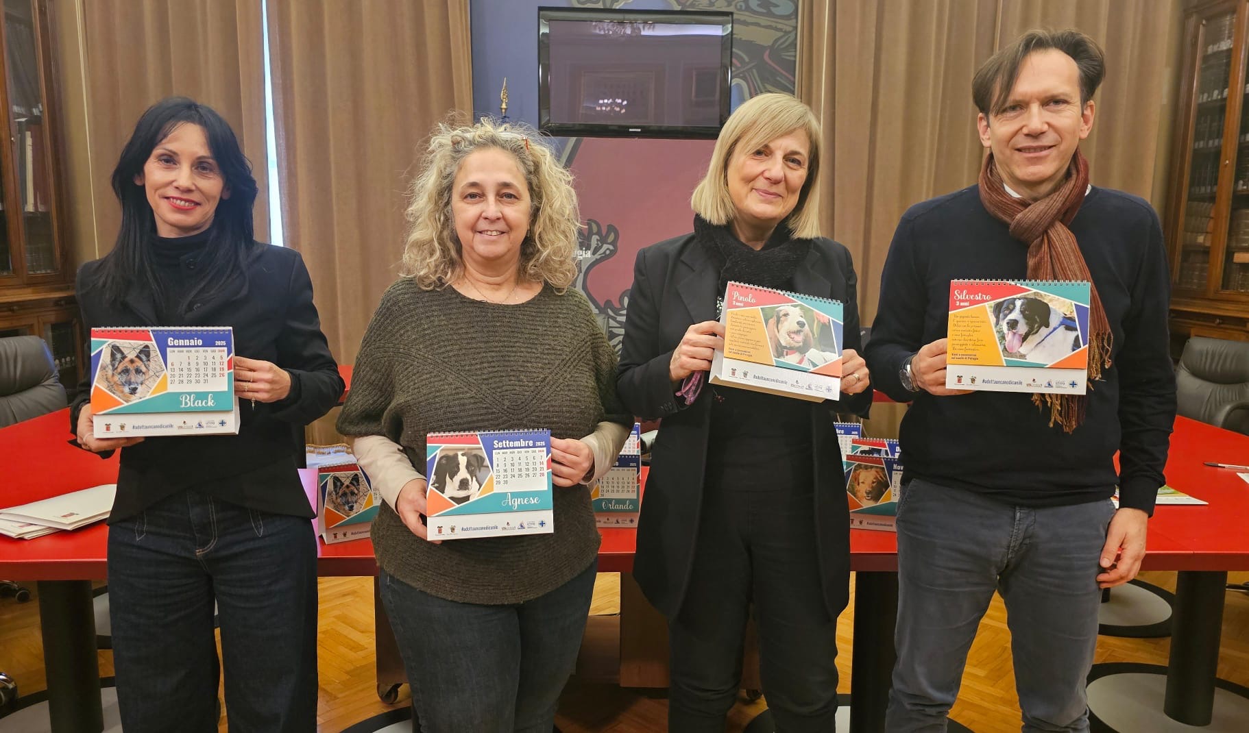 Presentato il Calendario 2025 dello Sportello a 4 zampe della Provincia di Perugia (foto) 7