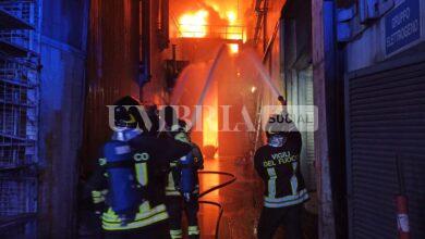 Incendio ex Tacconi Santa Maria degli Angeli, c’è l’ordinanza del Comune: i divieti 18