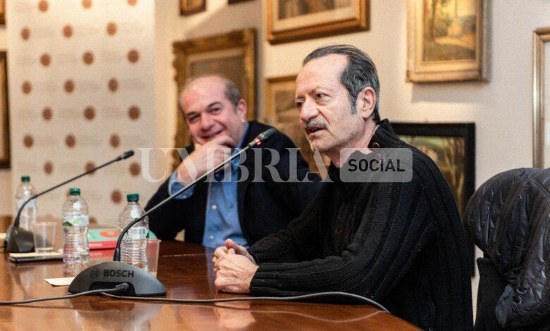 UmbriaLibri, l’ironia travolgente di Papaleo e la visione di Buttafuoco: tutto esaurito in Fondazione Carit 2 UmbriaLibri, l’ironia travolgente di Papaleo e la visione di Buttafuoco: tutto esaurito in Fondazione Carit 1
