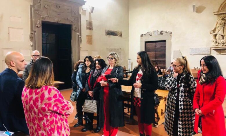 Salvano bimbo da malore: premiate dirigente scolastica, insegnanti e collaboratori dell’asilo Cavour 2 Salvano bimbo da malore: premiate dirigente scolastica, insegnanti e collaboratori dell’asilo Cavour 1