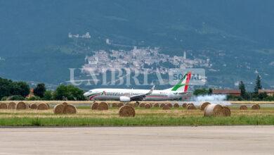 Aeroporto, in serata si inaugura il volo Perugia-Comiso di Aeroitalia 9