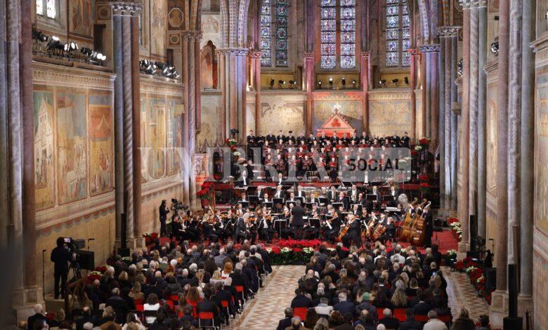 Ad Assisi il 39° Concerto di Natale con un forte messaggio di pace: parteciperà anche il ministro Giuli 2 Ad Assisi il 39° Concerto di Natale con un forte messaggio di pace: parteciperà anche il ministro Giuli 1