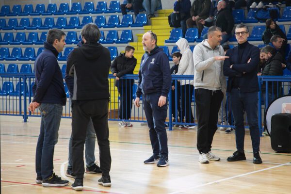 Via alla stagione Jr. NBA FIP: pure in Umbria il Draft Under 13, con l’abbinamento delle società della regione alle squadre della NBA 72 Via alla stagione Jr. NBA FIP: pure in Umbria il Draft Under 13, con l’abbinamento delle società della regione alle squadre della NBA 71