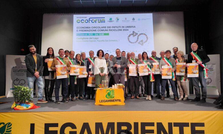 Comuni Ricicloni: sono 16 in tutta l'Umbria, sette in più dello scorso anno 2 Comuni Ricicloni: sono 16 in tutta l'Umbria, sette in più dello scorso anno 1