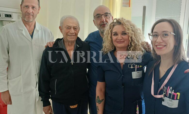 Ospedale Perugia: cardiochirurghi e cardiologi insieme per un innovativo intervento cardiaco 2 Ospedale Perugia: cardiochirurghi e cardiologi insieme per un innovativo intervento cardiaco 1