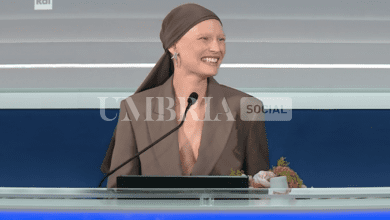 Sanremo 2025: Alessandro Cattelan e Bianca Balti indossano Cucinelli nella città dei fiori 18 Sanremo 2025: Alessandro Cattelan e Bianca Balti indossano Cucinelli nella città dei fiori 17