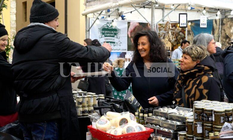 La festa dell’identità nursina: presentata la 61esima edizione di Nero Norcia 2 La festa dell’identità nursina: presentata la 61esima edizione di Nero Norcia 1