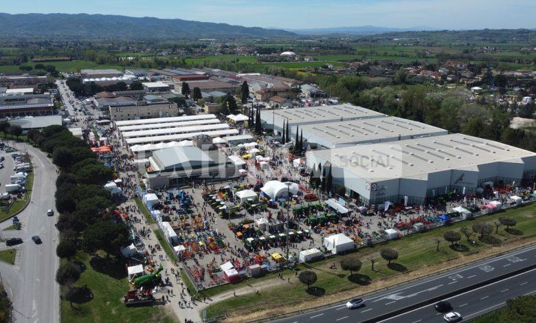 Al via la 56ª edizione di Agriumbria: il ministro Lollobrigida ad inaugurare l’evento 2 Al via la 56ª edizione di Agriumbria: il ministro Lollobrigida ad inaugurare l’evento 1