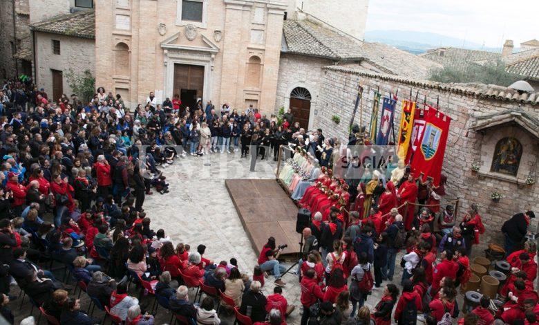 Calendimaggio di Assisi, Echo la Primavera dà il via agli eventi di avvicinamento 2 Calendimaggio di Assisi, Echo la Primavera dà il via agli eventi di avvicinamento 1