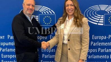L’Umbra Carlotta Caponi a Bruxelles a confronto con l’Eurodeputato Tosi 15 L’Umbra Carlotta Caponi a Bruxelles a confronto con l’Eurodeputato Tosi 14