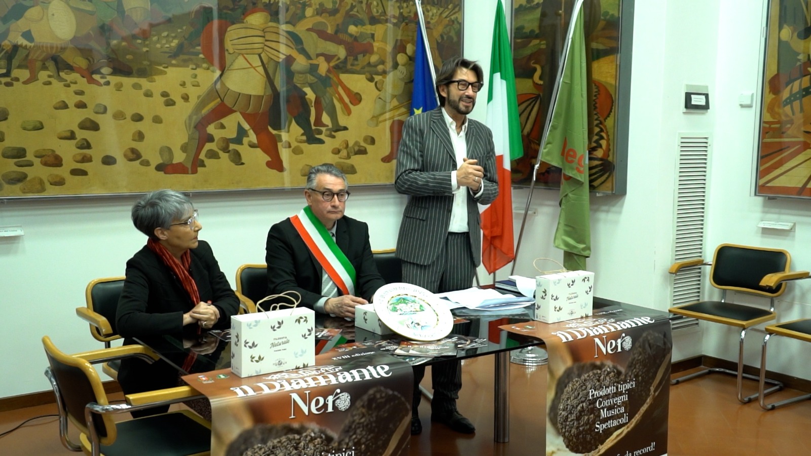 Il Diamante Nero: un evento di tradizione, solidarietà e cultura per celebrare il tartufo 10 Il Diamante Nero: un evento di tradizione, solidarietà e cultura per celebrare il tartufo 9