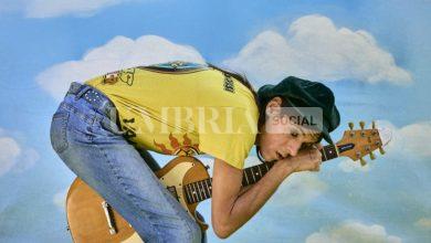 Lucio Corsi all'Umbria che Spacca, concerto gratuito per l'ultima serata del 6 luglio 6 Lucio Corsi all'Umbria che Spacca, concerto gratuito per l'ultima serata del 6 luglio 5