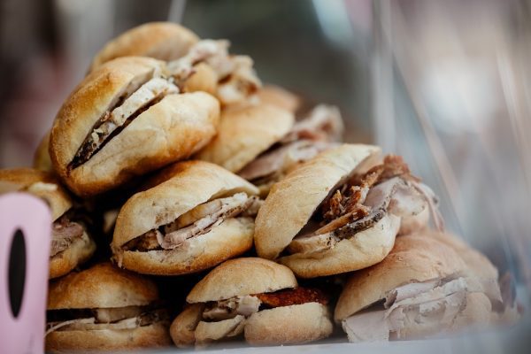 A San Terenziano torna Porchettiamo: il festival delle porchette d’Italia festeggia 15 anni di gusto e tradizione 14 A San Terenziano torna Porchettiamo: il festival delle porchette d’Italia festeggia 15 anni di gusto e tradizione 13