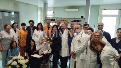 Fiori d’arancio all’Ospedale di Perugia: Alessandro e Maria Grazia sposi tra emozione e amore 10 Fiori d’arancio all’Ospedale di Perugia: Alessandro e Maria Grazia sposi tra emozione e amore 9