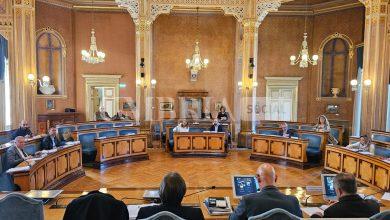 Il Consiglio Provinciale di Perugia approva variazioni al Bilancio 2025-2027: fondi per viabilità, edilizia scolastica e progetti energetici 24 Il Consiglio Provinciale di Perugia approva variazioni al Bilancio 2025-2027: fondi per viabilità, edilizia scolastica e progetti energetici 23