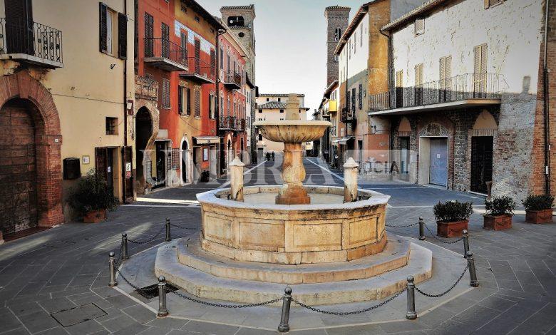 Nuova vita per l'ex Fabbrica della ceramica di Deruta: protocollo tra Comune e Provincia 2 Nuova vita per l'ex Fabbrica della ceramica di Deruta: protocollo tra Comune e Provincia 1