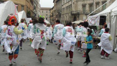 Giornata del Naso Rosso, i clown volontari si presentano e festeggiano 18 Giornata del Naso Rosso, i clown volontari si presentano e festeggiano 17