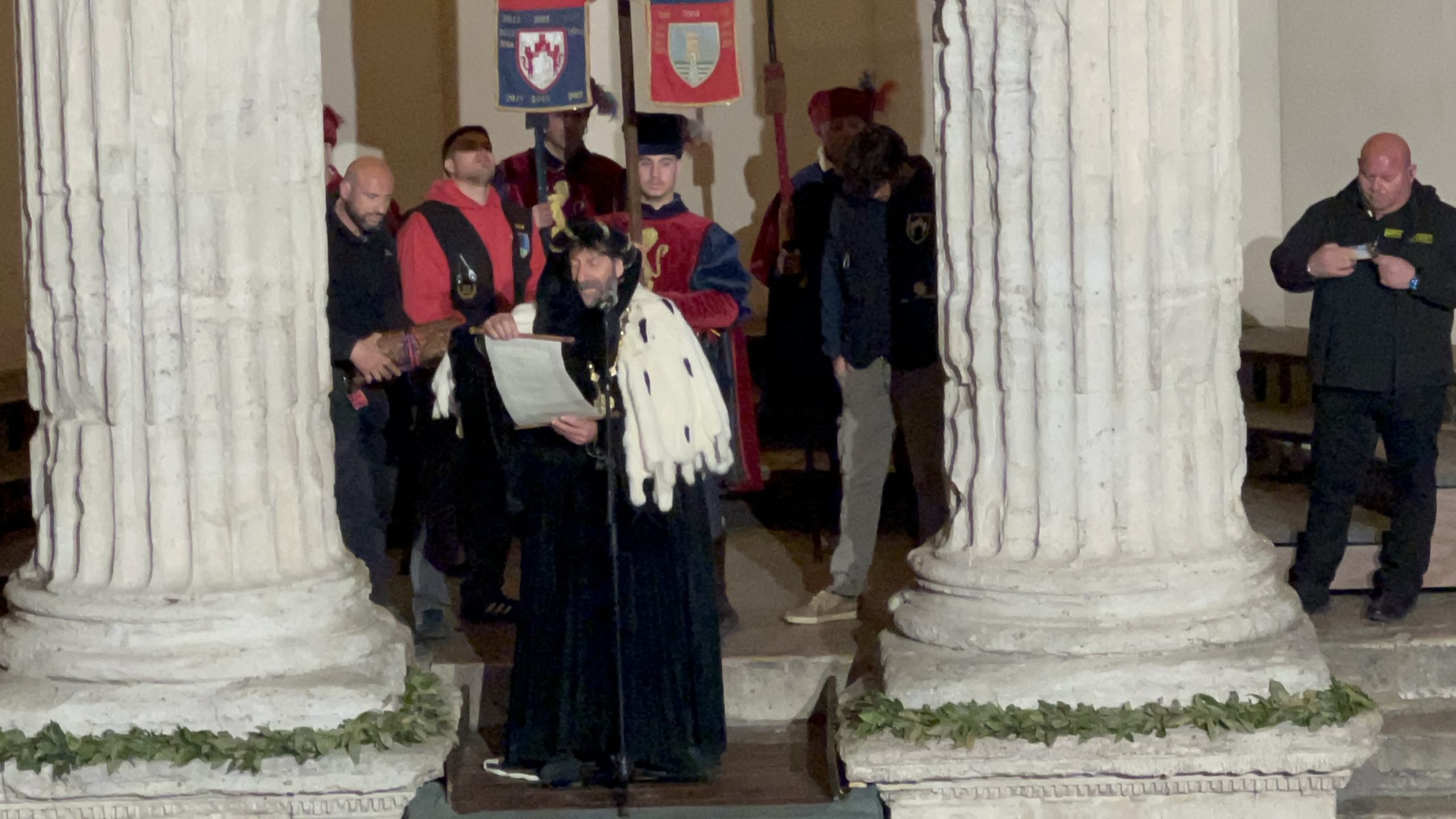 La Magnifica Parte de Sotto vince l'edizione 2025 del Calendimaggio di Assisi (foto) 5