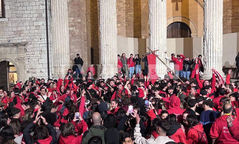 La Magnifica Parte de Sotto vince l'edizione 2025 del Calendimaggio di Assisi (foto) 2 La Magnifica Parte de Sotto vince l'edizione 2025 del Calendimaggio di Assisi (foto) 1