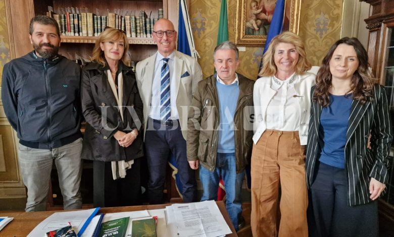 Provincia e Ordine dei Giornalisti dell’Umbria, dialogo aperto sul futuro dell’informazione pubblica 2 Provincia e Ordine dei Giornalisti dell’Umbria, dialogo aperto sul futuro dell’informazione pubblica 1