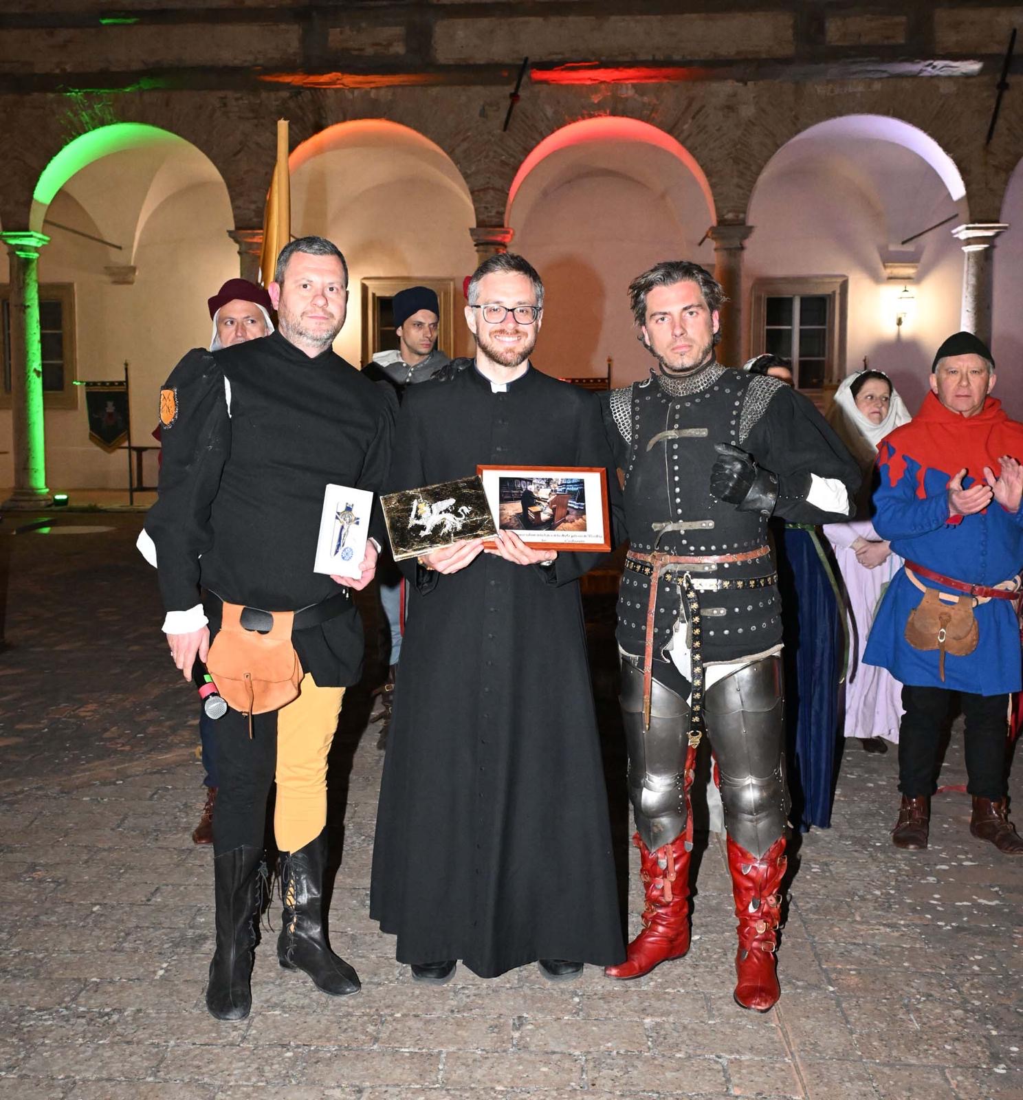 Perugia1416, successo per il Convivium Perisinum nella splendida cornice del Chiostro delle Stelle (foto) 32 Perugia1416, successo per il Convivium Perisinum nella splendida cornice del Chiostro delle Stelle (foto) 31