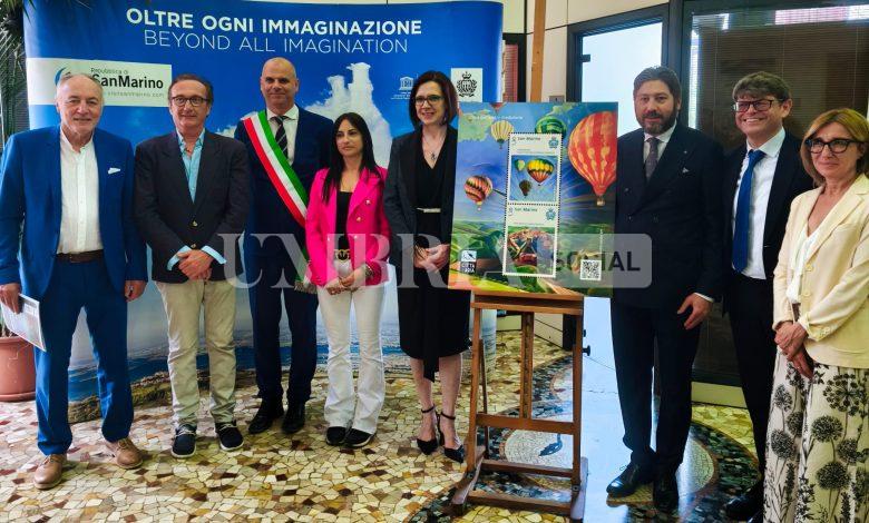 L’Umbria decolla con il Balloon Grand Prix: presentato a San Marino il francobollo celebrativo 2025 2 L’Umbria decolla con il Balloon Grand Prix: presentato a San Marino il francobollo celebrativo 2025 1