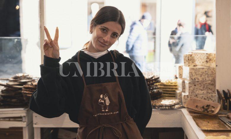 Eurochocolate 2025 cerca personale: aperte le selezioni per 400 tra venditori, promoter, hostess, standisti e animatori 2 Eurochocolate 2025 cerca personale: aperte le selezioni per 400 tra venditori, promoter, hostess, standisti e animatori 1