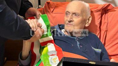 Renato Petri compie 100 anni, fu sindaco di Cannara: la visita di Fabrizio Gareggia 31
