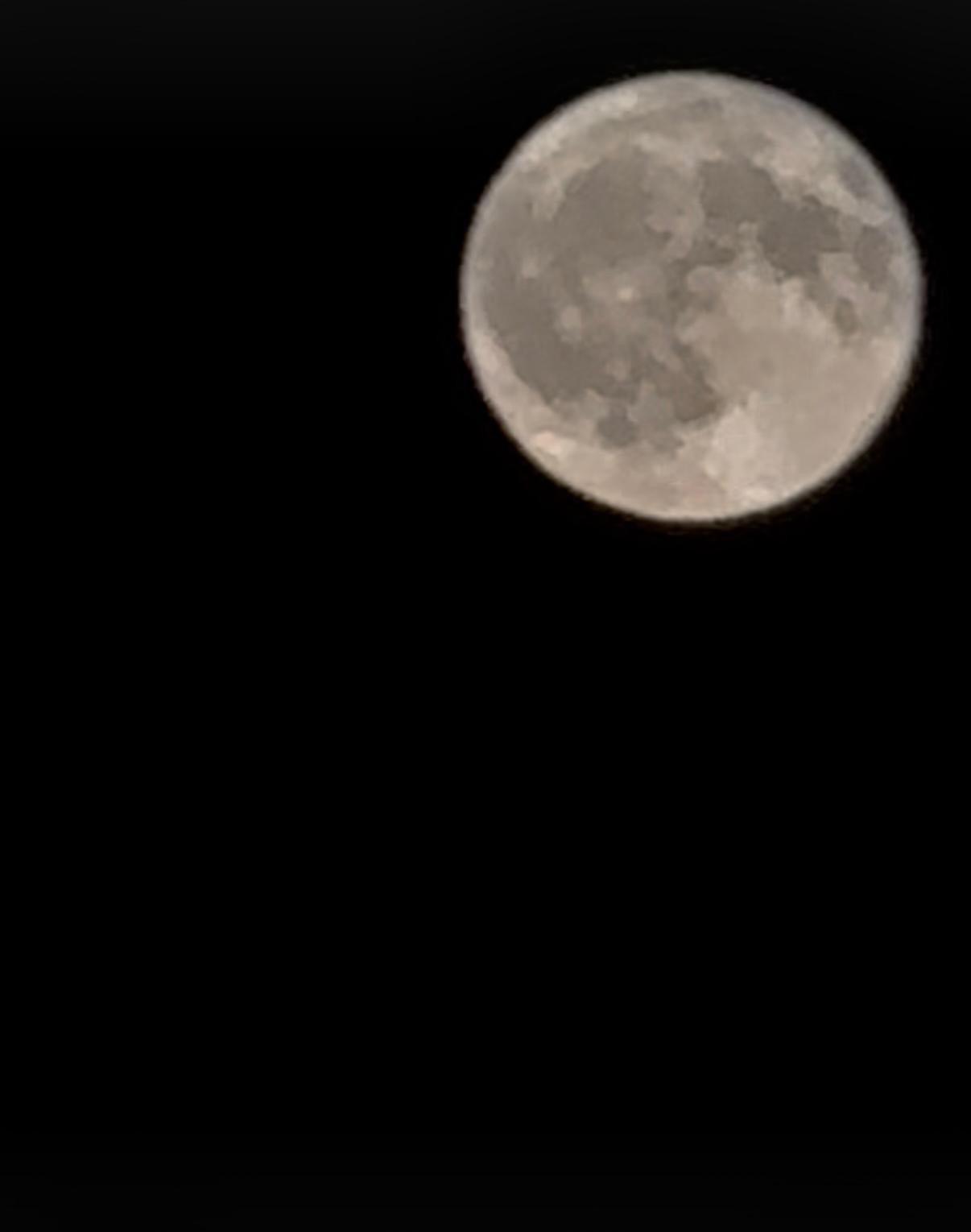 La splendida Luna dello Storione illumina la notte fra il 9 e il 10 agosto (foto) 7