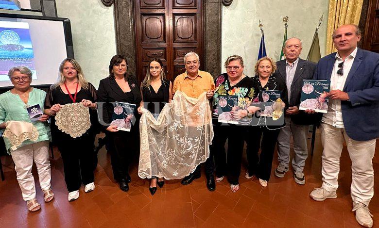 Panicale a si apre come un ventaglio “Fili in Trama” 2025 1