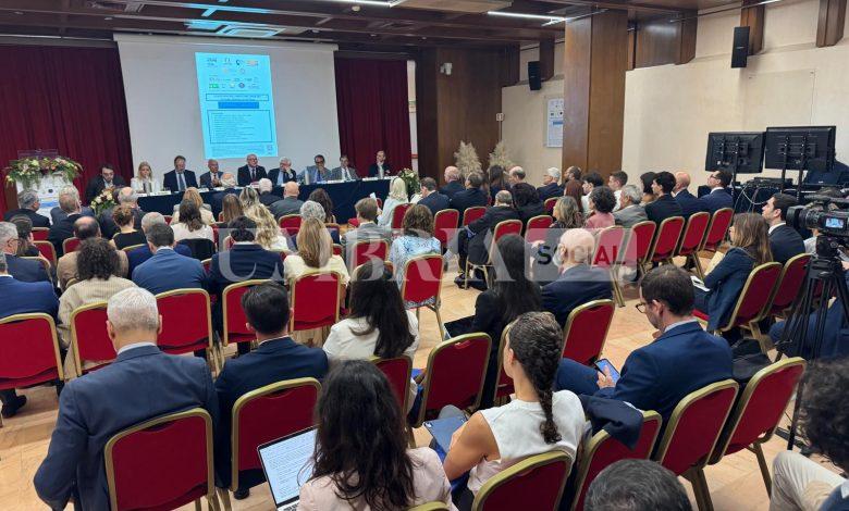 Terni, studiosi da tutto il mondo a confronto nel convegno ‘A vent’anni dal Codice del consumo. Un’analisi comparata con altri Paesi’ 2 Terni, studiosi da tutto il mondo a confronto nel convegno ‘A vent’anni dal Codice del consumo. Un’analisi comparata con altri Paesi’ 1