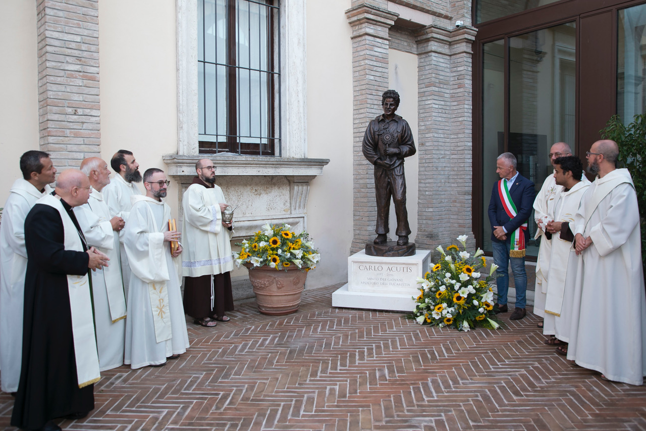 Tutto pronto ad Assisi e Roma per la canonizzazione di Acutis 22 Tutto pronto ad Assisi e Roma per la canonizzazione di Acutis 21