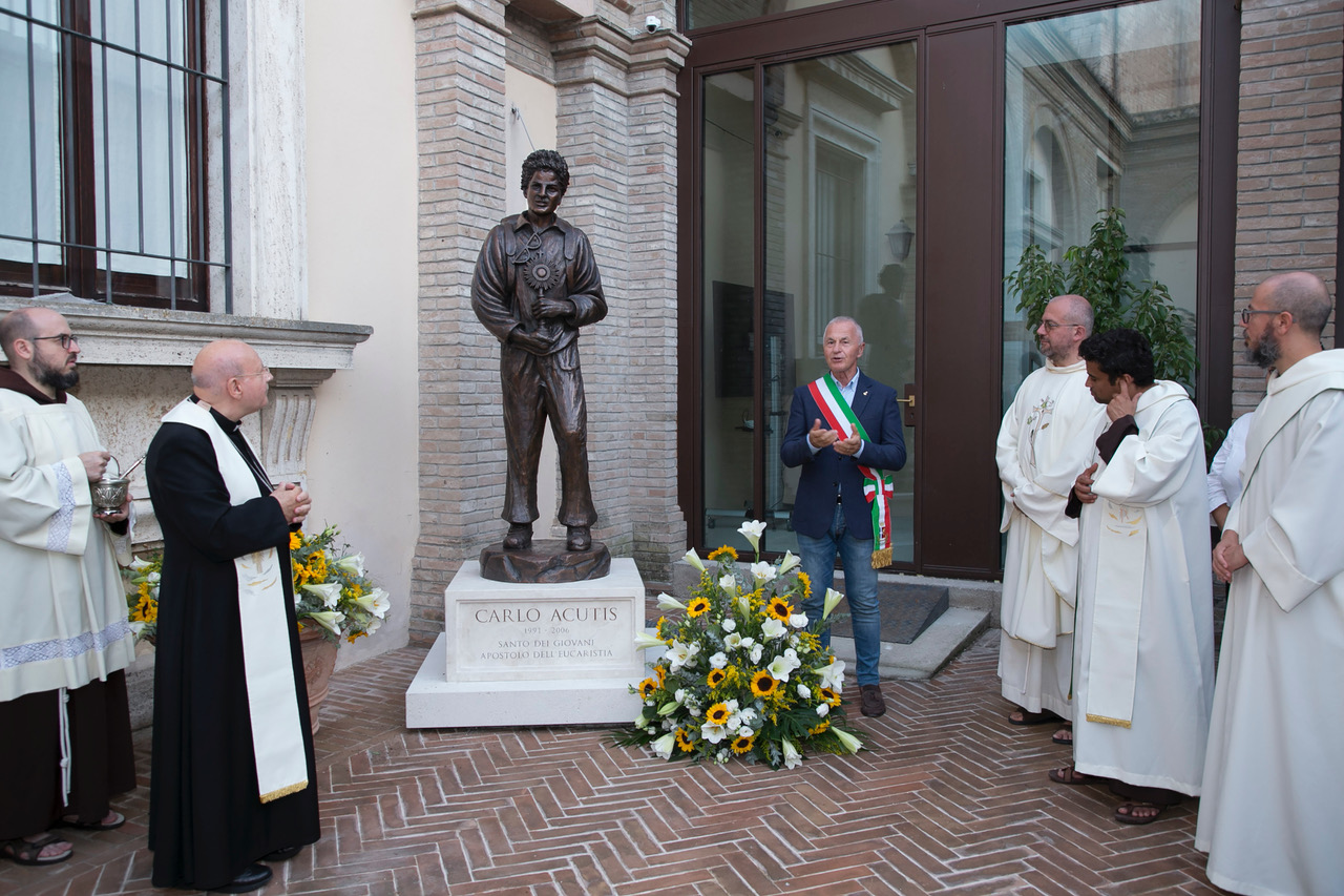 Tutto pronto ad Assisi e Roma per la canonizzazione di Acutis 30 Tutto pronto ad Assisi e Roma per la canonizzazione di Acutis 29