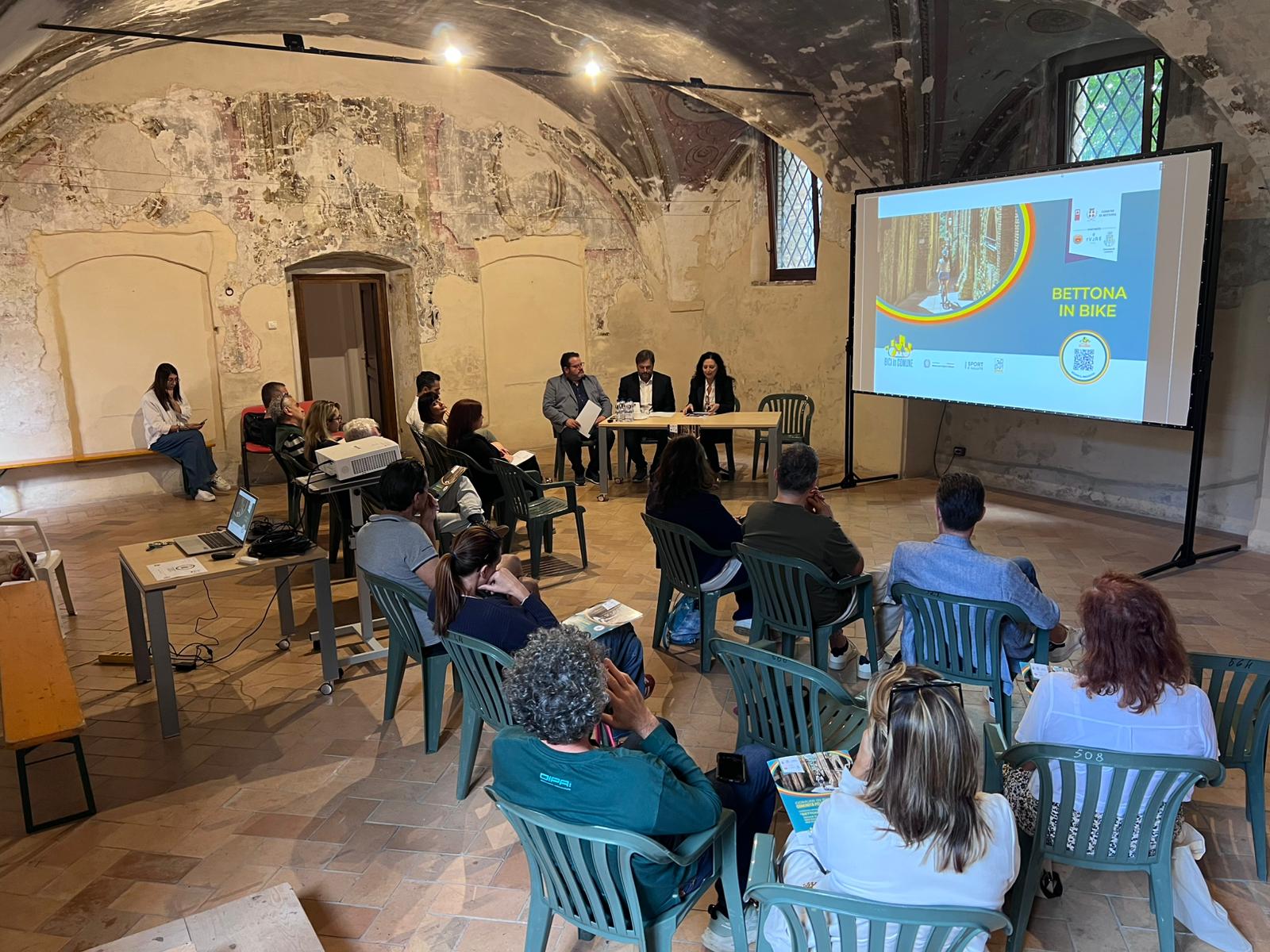 “Bettona in Bike”: dai colli etruschi a Cannara, nasce il nuovo cicloturismo umbro (foto+intervista video) 15