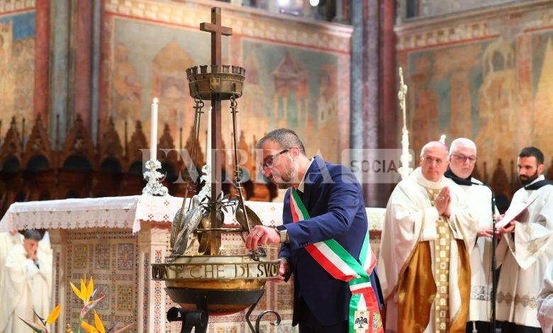 San Francesco Patrono d’Italia, accesa la lampada votiva in onore del Santo di Assisi 1