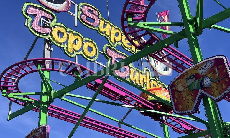 Luna Park Perugia, partenza super: pienone per la serata inaugurale, protagonisti i fuochi d’artificio (foto) 2 Luna Park Perugia, partenza super: pienone per la serata inaugurale, protagonisti i fuochi d’artificio (foto) 1
