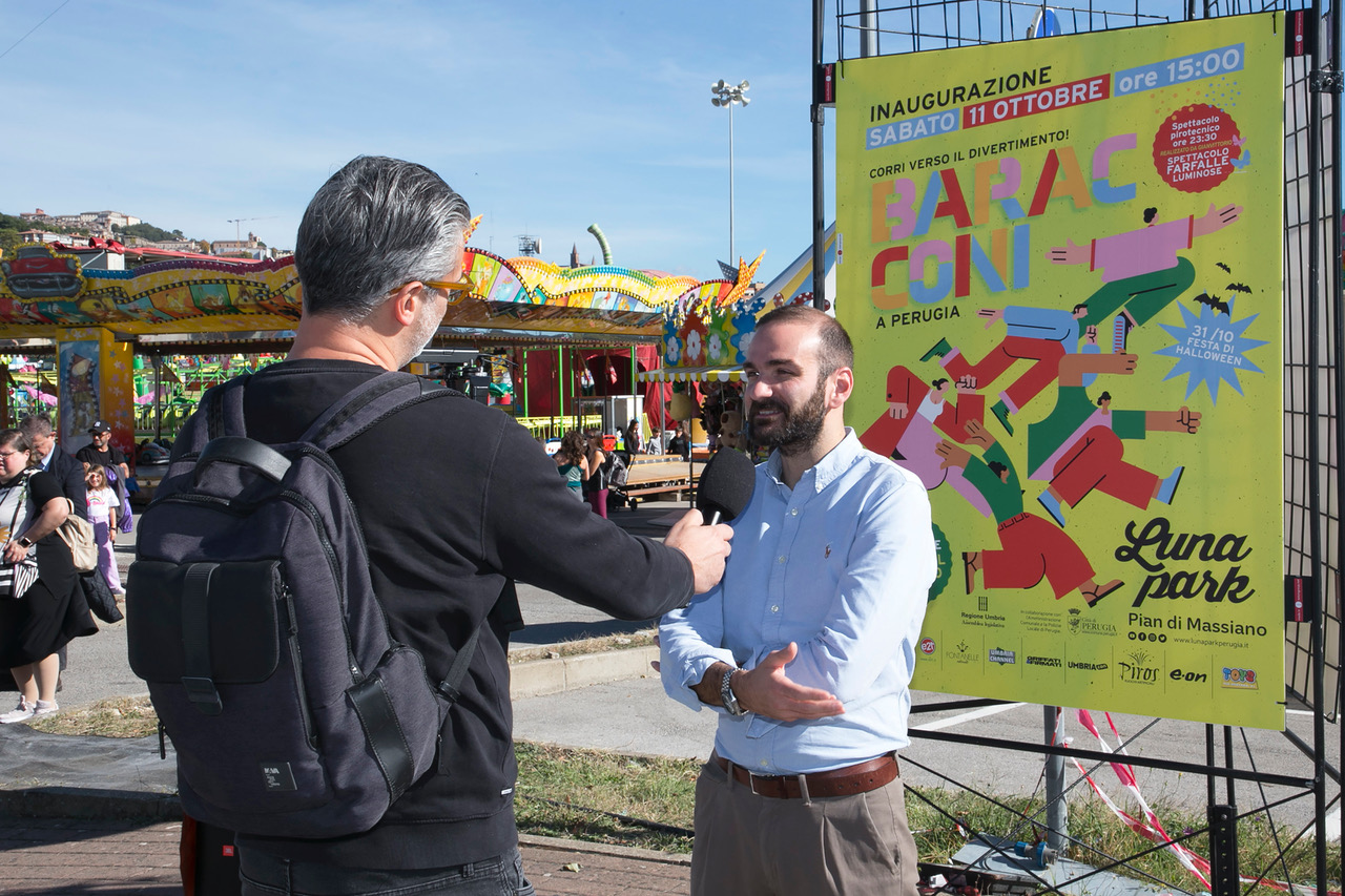 A Perugia inaugurati i Baracconi 2025: al via la 102ª edizione del luna park itinerante più grande d’Italia (foto e video) 23 A Perugia inaugurati i Baracconi 2025: al via la 102ª edizione del luna park itinerante più grande d’Italia (foto e video) 22