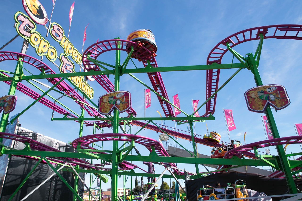 A Perugia inaugurati i Baracconi 2025: al via la 102ª edizione del luna park itinerante più grande d’Italia (foto e video) 83 A Perugia inaugurati i Baracconi 2025: al via la 102ª edizione del luna park itinerante più grande d’Italia (foto e video) 82