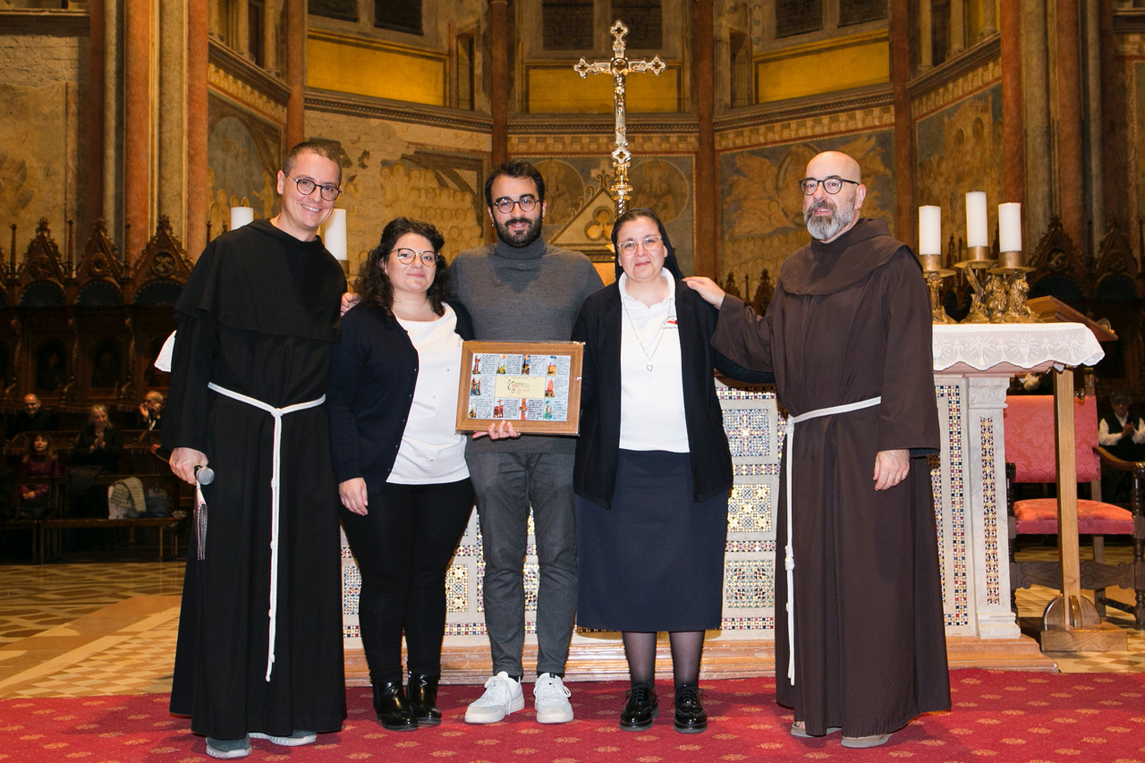 Assisi Pax Mundi 2025 si chiude con un bilancio di successo, ora la prima de "Il trittico francescano" (foto) 48 Assisi Pax Mundi 2025 si chiude con un bilancio di successo, ora la prima de "Il trittico francescano" (foto) 47