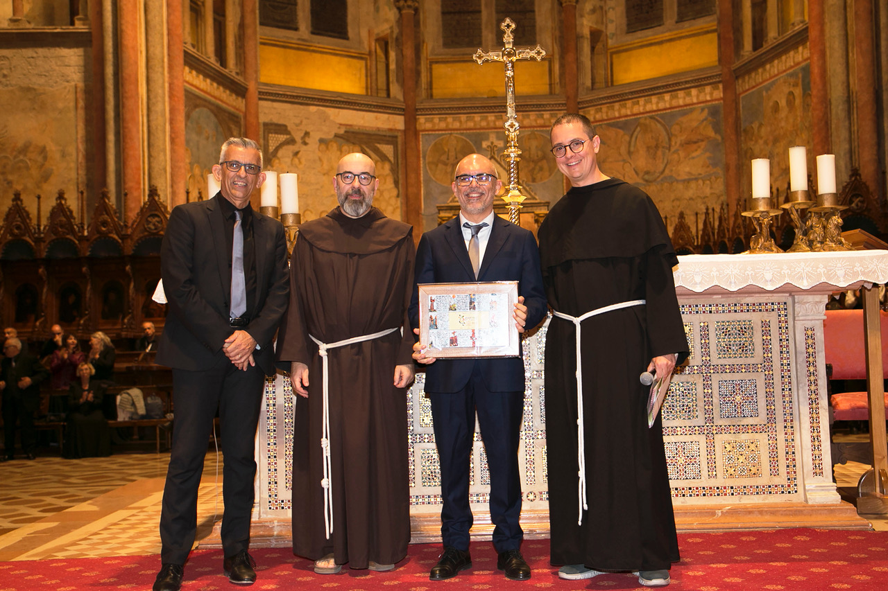 Assisi Pax Mundi 2025 si chiude con un bilancio di successo, ora la prima de "Il trittico francescano" (foto) 52 Assisi Pax Mundi 2025 si chiude con un bilancio di successo, ora la prima de "Il trittico francescano" (foto) 51