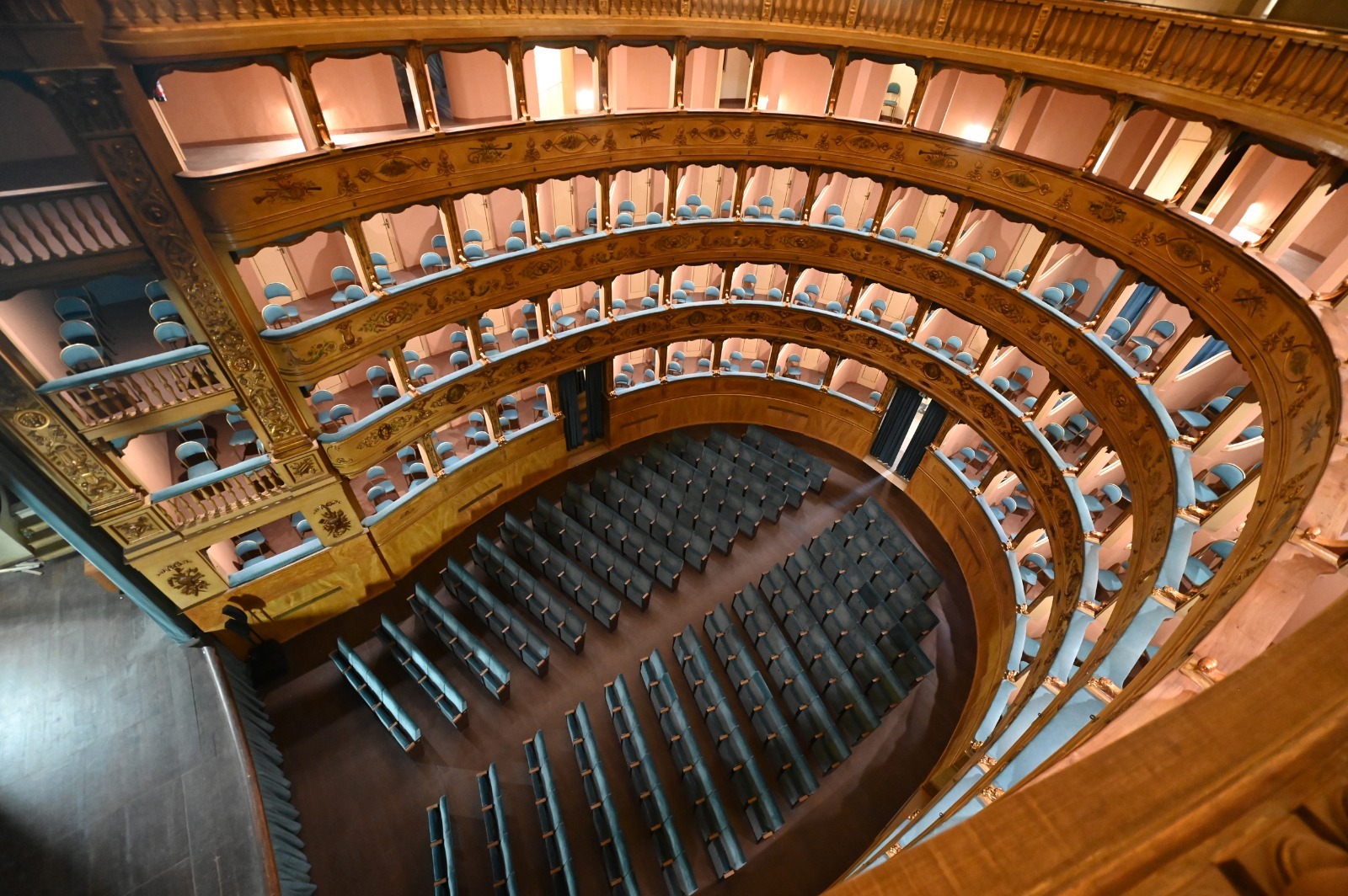 Il Teatro del Pavone di Perugia torna alla città: nuova gestione pubblica e partecipata 30 Il Teatro del Pavone di Perugia torna alla città: nuova gestione pubblica e partecipata 29