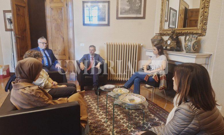 Accolta a Perugia la studentessa palestinese che studierà alla Stranieri 2 Accolta a Perugia la studentessa palestinese che studierà alla Stranieri 1