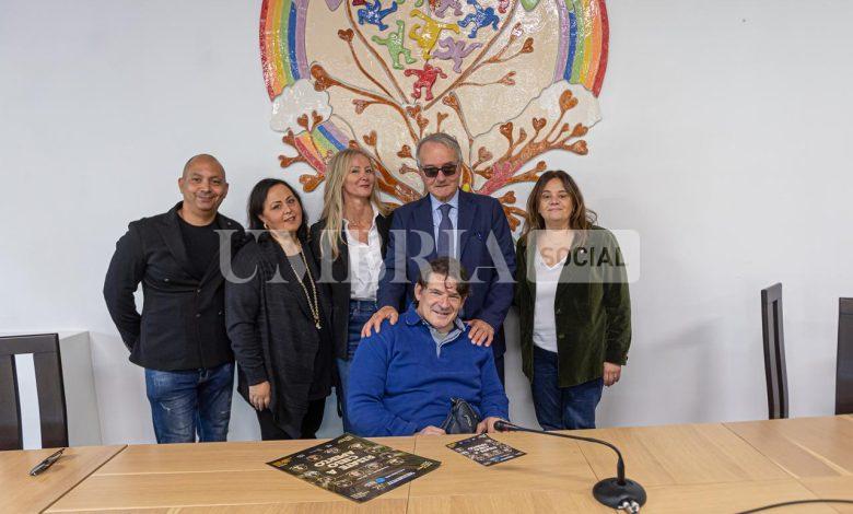 “Risate a cielo aperto”: il cuore della comicità per il Comitato per la vita Daniele Chianelli 1