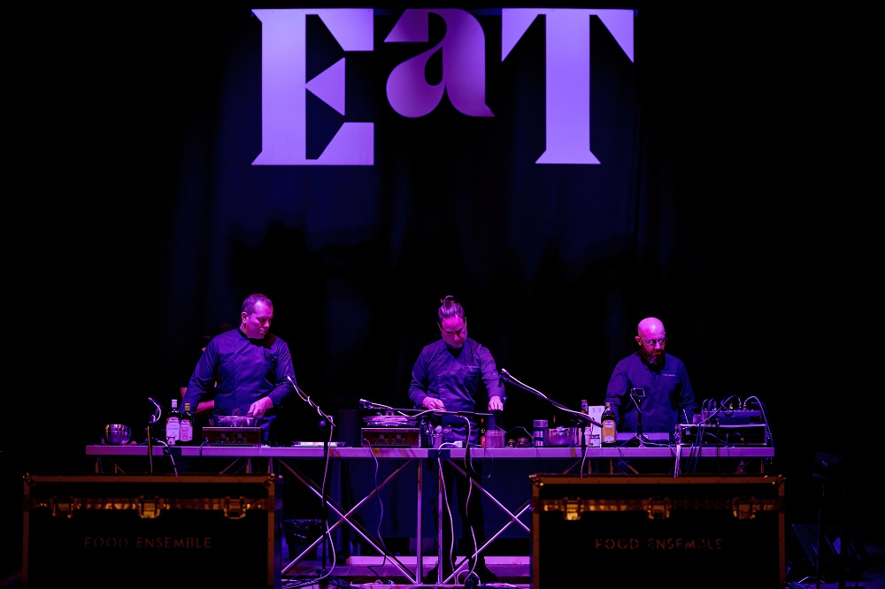 EaT 2025: a Spoleto il teatro torna a farsi gusto, racconto e convivialità 4 EaT 2025: a Spoleto il teatro torna a farsi gusto, racconto e convivialità 3