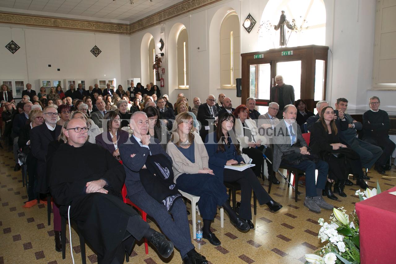 Grande festa ad Assisi per il 150º anniversario del Convitto Nazionale “Principe di Napoli” (foto) 80 Grande festa ad Assisi per il 150º anniversario del Convitto Nazionale “Principe di Napoli” (foto) 79