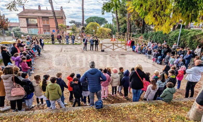 Pieve di Campo festeggia il nuovo parco giochi in Via Stoppani 2 Pieve di Campo festeggia il nuovo parco giochi in Via Stoppani 1